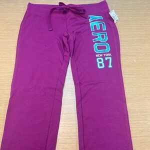 Aeropostale NWT small sweatpants skinny fit stretch fleece
